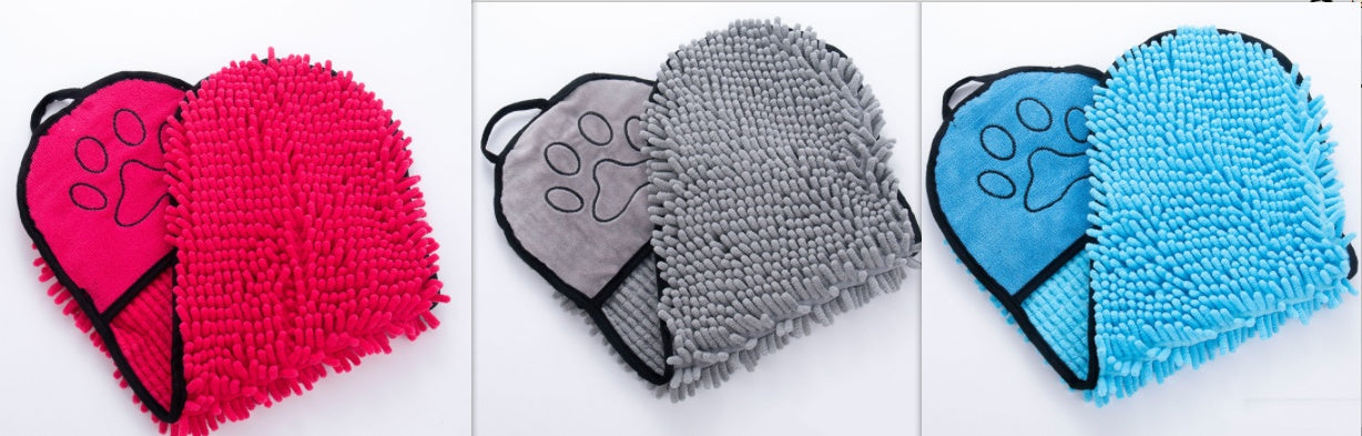 Dog Grooming Towel with Absorbent Material
