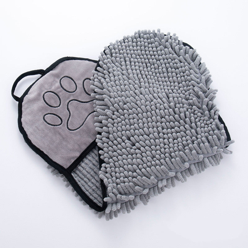 Easy-to-Use Pet Drying Towel with Pockets