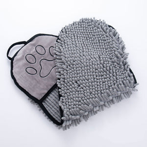 Easy-to-Use Pet Drying Towel with Pockets