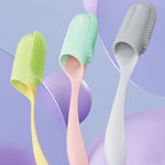 Finger wrap toothbrush for dog teeth cleaning
